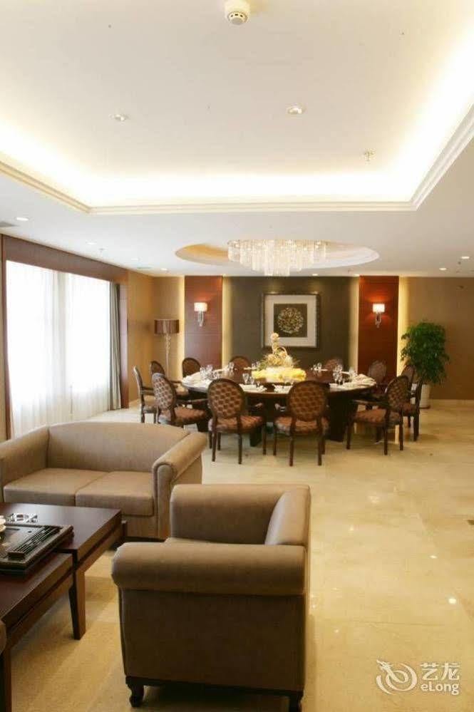 Changchun Ya Tai Hotel Exterior photo