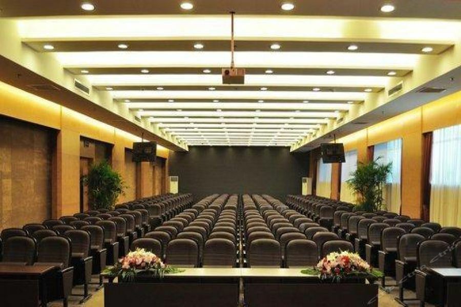 Changchun Ya Tai Hotel Exterior photo